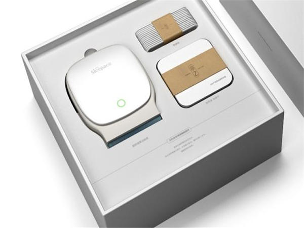 電(diàn)子産品(pin)包裝 